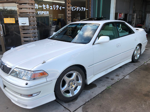 トヨタ・マークⅡグランデ（GF-JZX100） | 後付けサンルーフポータル 